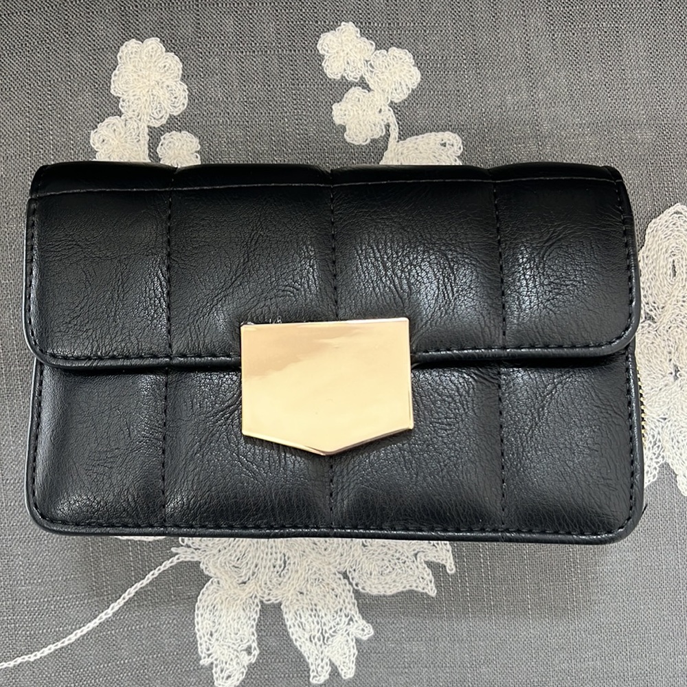 Quilted crossbody